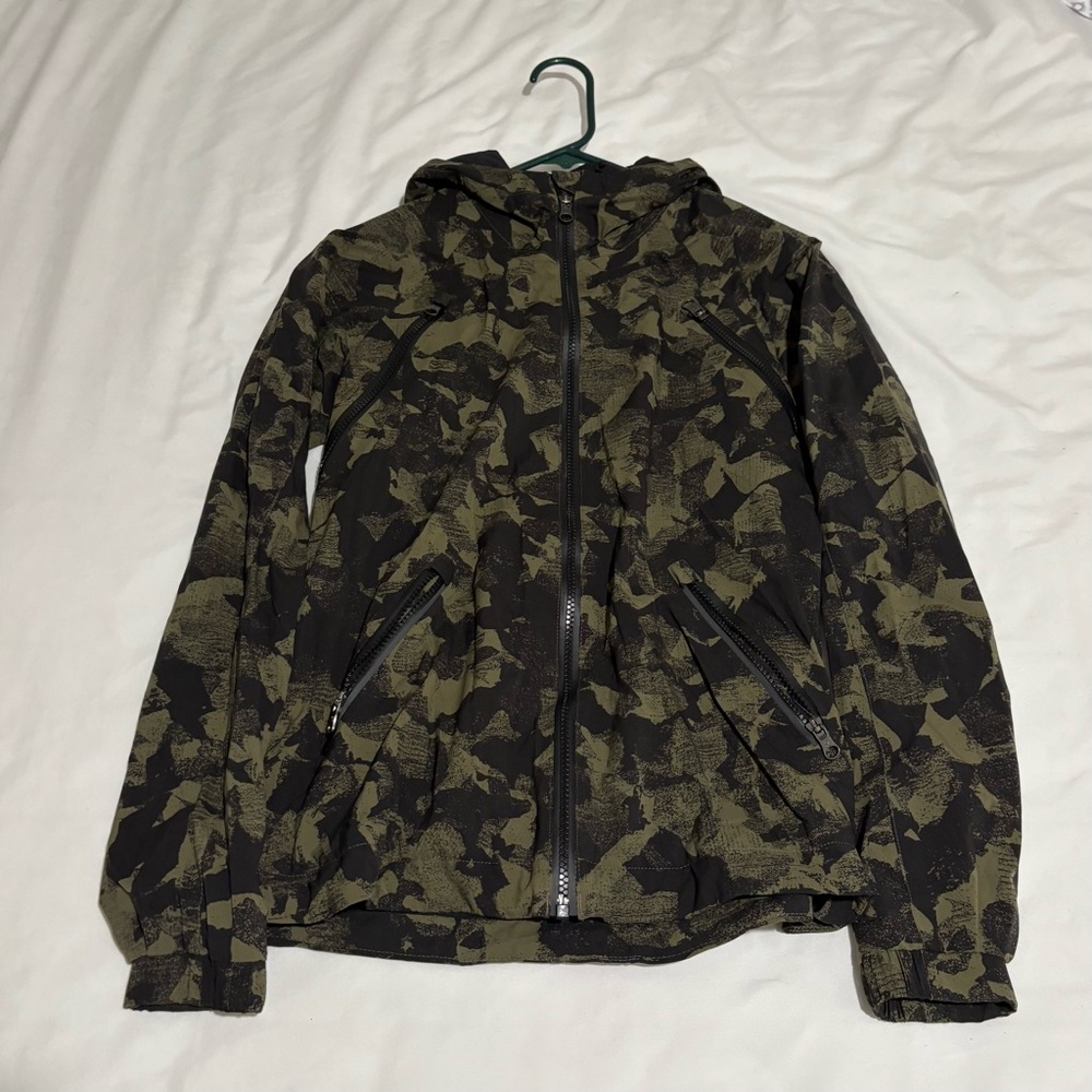 lululemon athletica Camouflage Jacket - Black and Green